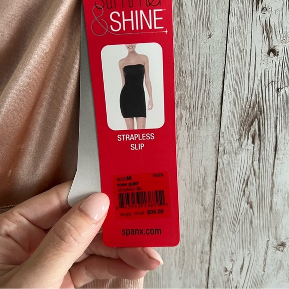 SPANX Strapless Slip New Medium - Picture 4 of 4